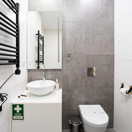 Bookstay Tear45 Avenue شقة